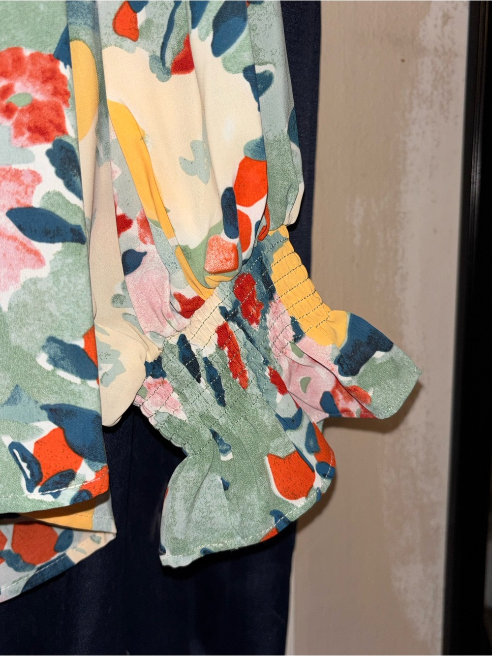 entro Floral Blouse in Yellow, Pink, Blue and Red - Picture 3 of 8